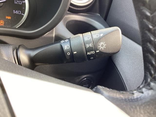 �y�I�[�g���C�g�i�`�t�s�n�j�z�O�̖��邳���V�X�e�������m���āA�����Ńw�b�h���C�g���_�����܂��I�w�b�h���C�g�����Y���h���֗��@�\�ł�