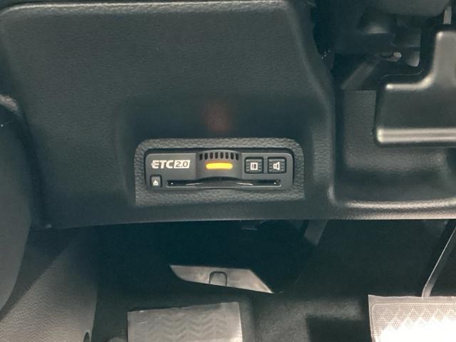 ヴェゼル ｅ：ＨＥＶＺ・ＰＬａＹパッケージ　ＥＴＣ／純正ナビ／バックモニター／ホンダセンシング　地デジ　サイドエアバッグ　ソナー　クルーズコントロール　ナビＴＶ　シートヒータ　両席エアバック　アイドリングストップ　ＵＳＢ接続　ドラレコ（14枚目）