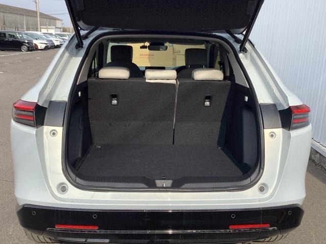 ヴェゼル ｅ：ＨＥＶＺ・ＰＬａＹパッケージ　ＥＴＣ／純正ナビ／バックモニター／ホンダセンシング　地デジ　サイドエアバッグ　ソナー　クルーズコントロール　ナビＴＶ　シートヒータ　両席エアバック　アイドリングストップ　ＵＳＢ接続　ドラレコ（21枚目）