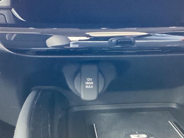 ヴェゼル ｅ：ＨＥＶＺ・ＰＬａＹパッケージ　ＥＴＣ／純正ナビ／バックモニター／ホンダセンシング　地デジ　サイドエアバッグ　ソナー　クルーズコントロール　ナビＴＶ　シートヒータ　両席エアバック　アイドリングストップ　ＵＳＢ接続　ドラレコ（26枚目）