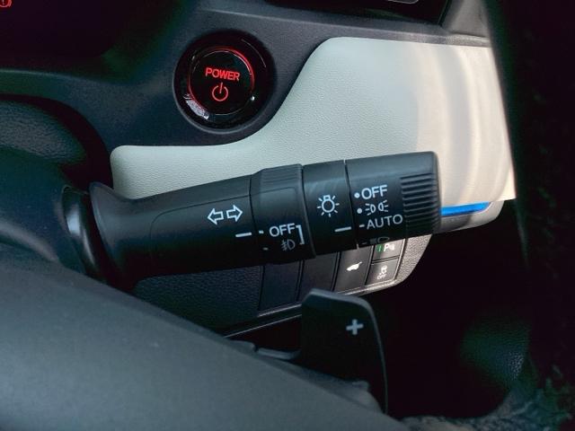 ヴェゼル ｅ：ＨＥＶＺ・ＰＬａＹパッケージ　ＥＴＣ／純正ナビ／バックモニター／ホンダセンシング　地デジ　サイドエアバッグ　ソナー　クルーズコントロール　ナビＴＶ　シートヒータ　両席エアバック　アイドリングストップ　ＵＳＢ接続　ドラレコ（34枚目）