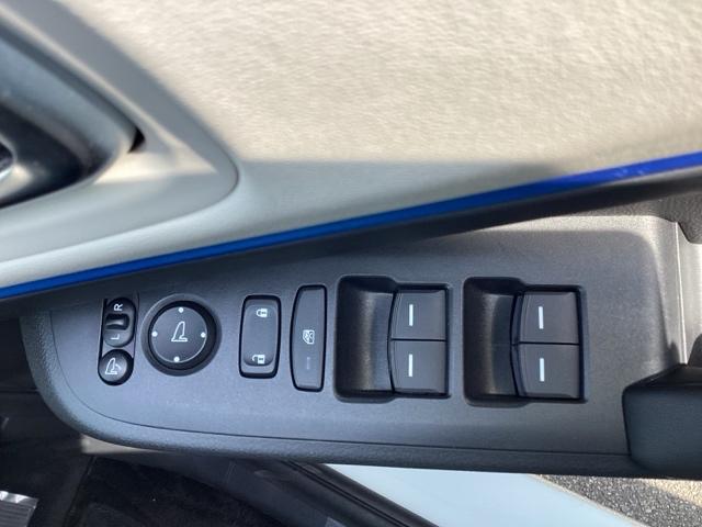 ヴェゼル ｅ：ＨＥＶＺ・ＰＬａＹパッケージ　ＥＴＣ／純正ナビ／バックモニター／ホンダセンシング　地デジ　サイドエアバッグ　ソナー　クルーズコントロール　ナビＴＶ　シートヒータ　両席エアバック　アイドリングストップ　ＵＳＢ接続　ドラレコ（40枚目）