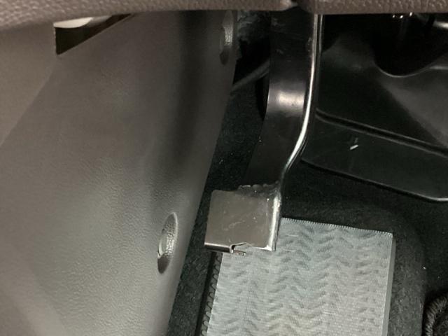 フリード Ｇ・ホンダセンシング　ＬＥＤヘッドライト／メモリーナビ／ＥＴＣ　Ｗ電動ドア　キーフリ　スマートキーシステム　カーテンエアバッグ　イモビ　ＵＳＢポート　カラーバックモニター　横滑防止装置　ＬＥＤランプ　整備点検記録簿　ＳＲＳ（22枚目）