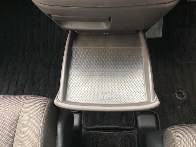 フリード Ｇ・ホンダセンシング　ＬＥＤヘッドライト／メモリーナビ／ＥＴＣ　Ｗ電動ドア　キーフリ　スマートキーシステム　カーテンエアバッグ　イモビ　ＵＳＢポート　カラーバックモニター　横滑防止装置　ＬＥＤランプ　整備点検記録簿　ＳＲＳ（25枚目）