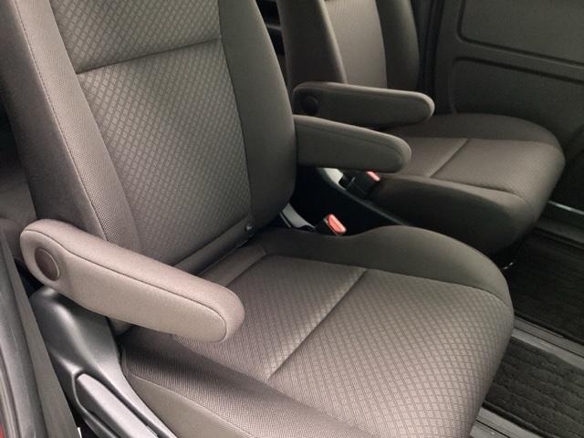 フリード Ｇ・ホンダセンシング　ＬＥＤヘッドライト／メモリーナビ／ＥＴＣ　Ｗ電動ドア　キーフリ　スマートキーシステム　カーテンエアバッグ　イモビ　ＵＳＢポート　カラーバックモニター　横滑防止装置　ＬＥＤランプ　整備点検記録簿　ＳＲＳ（38枚目）