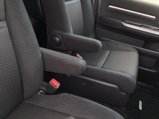 �V�[�g�A�[�����X�g