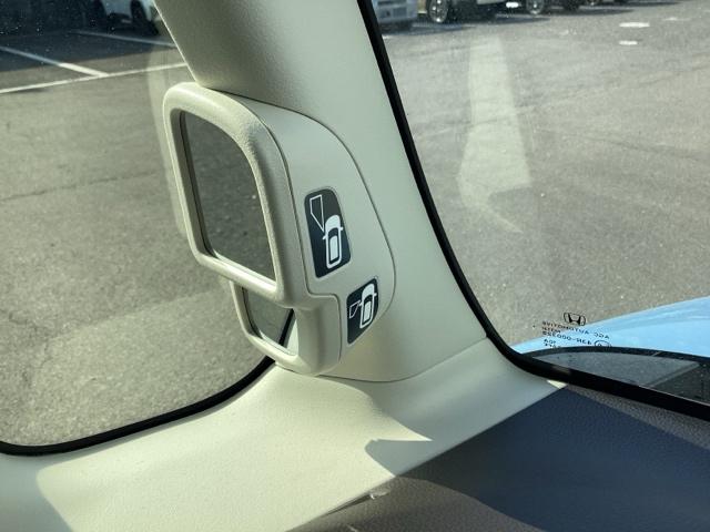 �y�T�C�h�r���[�T�|�[�g�~���[�z��Ԏ��┭�i���A�Ό��ԂƂ̂���Ⴂ��H���Ɋ񂹂�Ƃ��ȂǁA�ԗ������O�����m�F����Ƃ��ɖ𗧂��܂��B