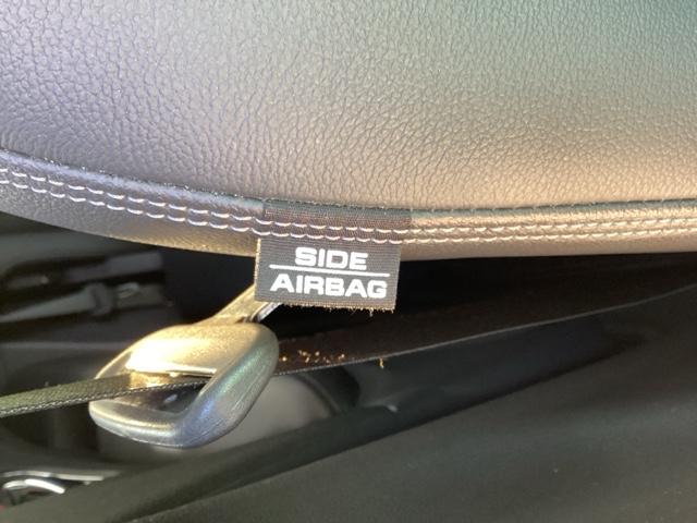 ヴェゼル ハイブリッドＺ・ホンダセンシング　ＥＴＣ／純正ナビ／バックモニター／ホンダセンシング　両席エアバック　追突被害軽減ブレーキ　ＬＥＤヘットライト　スマートキープッシュスタート　サイドカーテンエアバック　整備記録簿　ＵＳＢ入力　ＡＡＣ（31枚目）