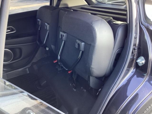 ヴェゼル ハイブリッドＺ・ホンダセンシング　ＥＴＣ／純正ナビ／バックモニター／ホンダセンシング　両席エアバック　追突被害軽減ブレーキ　ＬＥＤヘットライト　スマートキープッシュスタート　サイドカーテンエアバック　整備記録簿　ＵＳＢ入力　ＡＡＣ（40枚目）