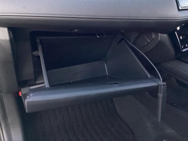 ヴェゼル ハイブリッドＺ・ホンダセンシング　ＥＴＣ／純正ナビ／バックモニター／ホンダセンシング　両席エアバック　追突被害軽減ブレーキ　ＬＥＤヘットライト　スマートキープッシュスタート　サイドカーテンエアバック　整備記録簿　ＵＳＢ入力　ＡＡＣ（41枚目）