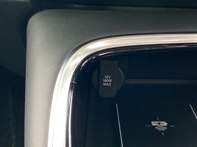 �y�A�N�Z�T���[�\�P�b�g�i�d���\�P�b�g�j�z�d������P�[�u�����Ȃ��΁A�X�}�[�g�t�H���Ȃǂ̓d�q�@��̏[�d�Ȃǂ��s�����Ƃ��ł��܂��I�Q�[���@���A�J�����̏[�d�ɂ��֗��ł��ˁB