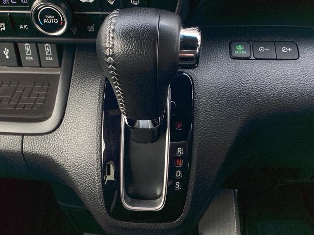 Ｎ－ＢＯＸカスタム Ｌターボ　メモリーナビ／ＬＥＤライト　両側電動Ｄ　セキュリティアラーム　フルオートエアコン　Ｓヒーター　ＬＥＤランプ　地デジフルセグ　Ｂカメ　アクティブクルーズコントロール　サイドカーテンエアバック　Ｉストップ（25枚目）