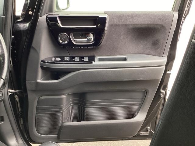 Ｎ－ＢＯＸカスタム Ｌターボ　メモリーナビ／ＬＥＤライト　両側電動Ｄ　セキュリティアラーム　フルオートエアコン　Ｓヒーター　ＬＥＤランプ　地デジフルセグ　Ｂカメ　アクティブクルーズコントロール　サイドカーテンエアバック　Ｉストップ（38枚目）