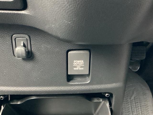 Ｎ－ＢＯＸカスタム Ｇ・Ｌターボホンダセンシング　メモリーナビ／ＬＥＤライト　Ｂソナー　ベンチ　横滑り防止システム　整備点検記録簿　地デジフルセグ　ＴＶナビ　Ｗエアバック　サイドエアバック　ターボ車　ＵＳＢ　セキュリティアラーム　ＥＴＣ付　ＤＶＤ（21枚目）