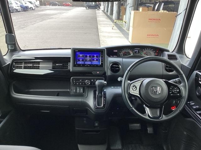 Ｎ－ＢＯＸカスタム Ｌターボ　メモリ－ナビ／ＬＥＤヘッドライト　両側電動Ｄ　セキュリティアラーム　フルオートエアコン　Ｓヒーター　ＬＥＤランプ　地デジフルセグ　Ｂカメ　アクティブクルーズコントロール　サイドカーテンエアバック（2枚目）