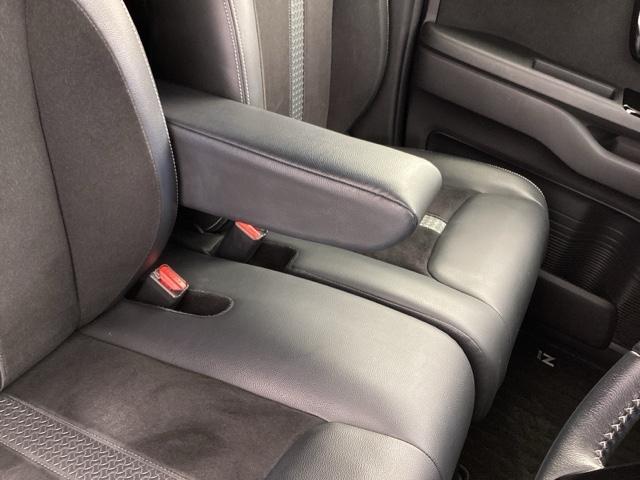 Ｎ－ＢＯＸカスタム Ｌターボ　メモリ－ナビ／ＬＥＤヘッドライト　両側電動Ｄ　セキュリティアラーム　フルオートエアコン　Ｓヒーター　ＬＥＤランプ　地デジフルセグ　Ｂカメ　アクティブクルーズコントロール　サイドカーテンエアバック（38枚目）