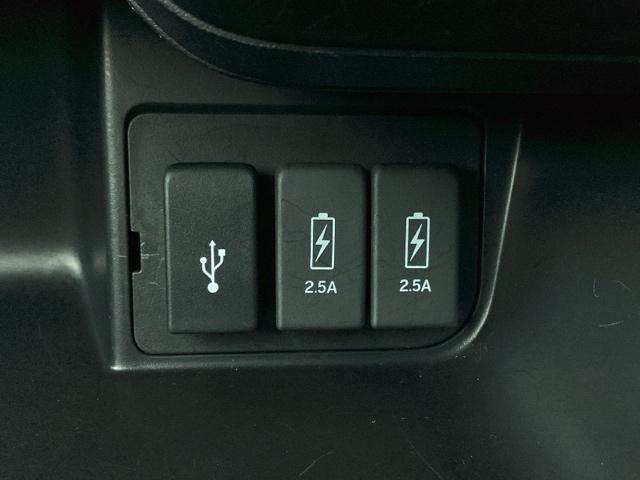 Ｎ－ＢＯＸカスタム Ｌターボ　メモリ－ナビ／ＬＥＤヘッドライト　両側電動Ｄ　セキュリティアラーム　フルオートエアコン　Ｓヒーター　ＬＥＤランプ　地デジフルセグ　Ｂカメ　アクティブクルーズコントロール　サイドカーテンエアバック（50枚目）