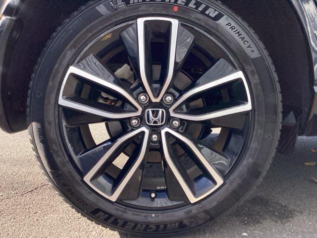 ヴェゼル ｅ：ＨＥＶＺ　ＢＳＩ・後退出庫サポートレス　Ｓヒータ　地デジフルセグＴＶ　定期点検記録簿　サイドエアバッグ　後カメラ　前後障害物センサー　横滑防止装置　エアコン　ＬＥＤヘットライト　パワステ　ＵＳＢ接続　ナビＴＶ（20枚目）