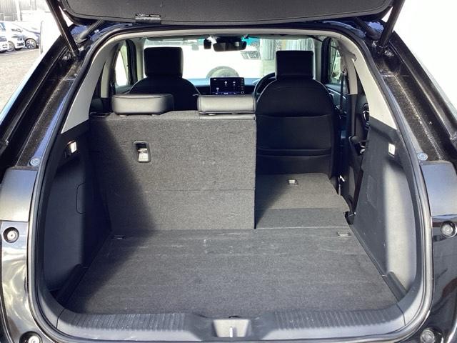 ヴェゼル ｅ：ＨＥＶＺ　ＢＳＩ・後退出庫サポートレス　Ｓヒータ　地デジフルセグＴＶ　定期点検記録簿　サイドエアバッグ　後カメラ　前後障害物センサー　横滑防止装置　エアコン　ＬＥＤヘットライト　パワステ　ＵＳＢ接続　ナビＴＶ（41枚目）