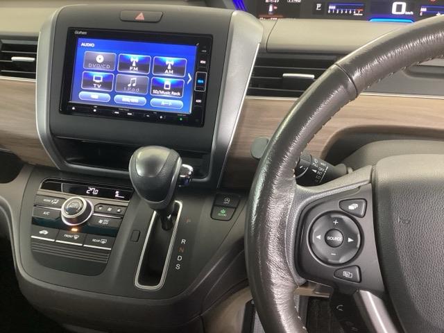 フリード Ｇ・ホンダセンシング　純正ナビ　フルセグ　６人乗り　Ｗ電動ドア　キーフリ　スマートキーシステム　イモビ　ＵＳＢポート　カラーバックモニター　横滑防止装置　ＬＥＤランプ　エアコン　クルコン　パワーウィンドウ　ＳＲＳ　ＡＢＳ（2枚目）