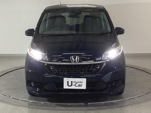 フリード Ｇ・ホンダセンシング　純正ナビ　フルセグ　６人乗り　Ｗ電動ドア　キーフリ　スマートキーシステム　イモビ　ＵＳＢポート　カラーバックモニター　横滑防止装置　ＬＥＤランプ　エアコン　クルコン　パワーウィンドウ　ＳＲＳ　ＡＢＳ（6枚目）