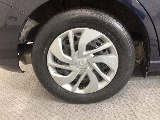 フリード Ｇ・ホンダセンシング　純正ナビ　フルセグ　６人乗り　Ｗ電動ドア　キーフリ　スマートキーシステム　イモビ　ＵＳＢポート　カラーバックモニター　横滑防止装置　ＬＥＤランプ　エアコン　クルコン　パワーウィンドウ　ＳＲＳ　ＡＢＳ（26枚目）