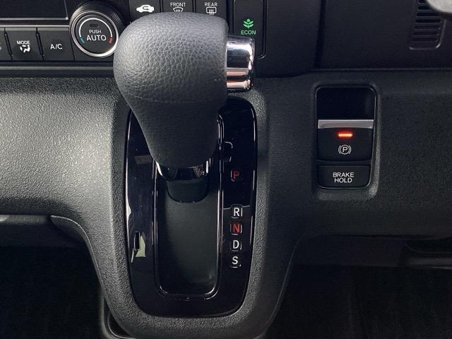 Ｎ－ＢＯＸカスタム ベースグレード　ＨｏｎｄａＣＯＮＮＥＣＴｆｏｒＧａｔｈｅｒｓ＋ナビ装着用スペシャルパッケージ　ベンチシ－ト　アクティブクルーズ　フルセグ対応　前席シートヒーター　イモビライザー　１オーナー　ＵＳＢ　運転席エアバッグ（24枚目）