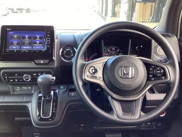 ��ɂȂ��ފ��o�̃X�e�A�����O�ł��B�����S�n�A�f�U�C�����A���쐫�ɂ���������A�C�e���ł�