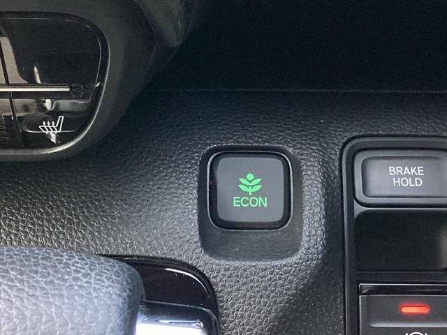 �d�b�n�m�X�C�b�`����ŃG���W����~�b�V�����A�G�A�R���Ȃǂ𑍍��I�ɐ���A�R����悭����悤�N���}���撣��܂��B