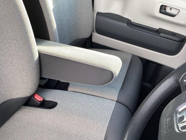 Ｎ－ＢＯＸ ベースグレード　ＥＴＣ／純正ナビ／バックモニター／ホンダセンシング　ＥＣＯＮ　Ｓヒーター　ＬＥＤヘットライト　ブレーキサポート　ワンオーナ　キーフリーシステム　盗難防止装置　パワーウインドー　ナビＴＶ　フルセグテレビ（35枚目）