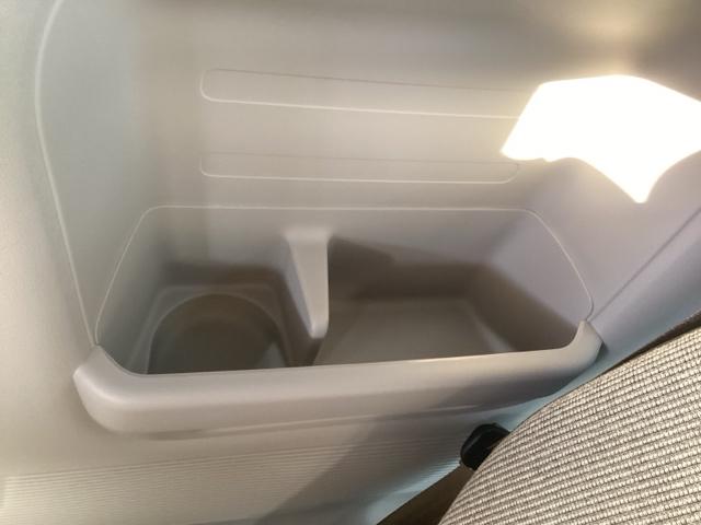 Ｎ－ＢＯＸ ベースグレード　ＥＴＣ／純正ナビ／バックモニター／ホンダセンシング　ＥＣＯＮ　Ｓヒーター　ＬＥＤヘットライト　ブレーキサポート　ワンオーナ　キーフリーシステム　盗難防止装置　パワーウインドー　ナビＴＶ　フルセグテレビ（39枚目）