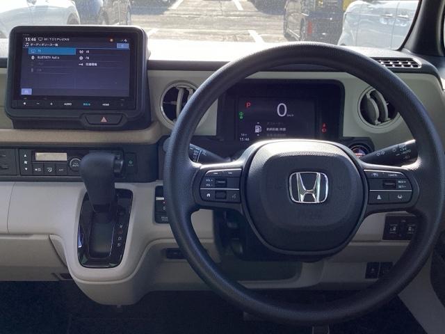 Ｎ－ＢＯＸ ファッションスタイル　ＨｏｎｄａＣＯＮＮＥＣＴｆｏｒＧａｔｈｅｒｓ＋ナビ装着用スペシャルパッケージ　ワンオーナー車　ＵＳＢ接続　フルオートエアコン　Ｂカメラ　ＥＴＣ車載器　ＬＥＤライト　カーテンエアバック　キーフリー（3枚目）
