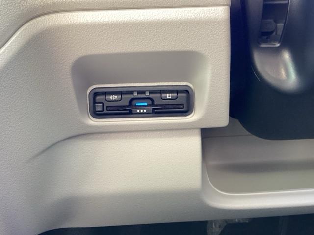 Ｎ－ＢＯＸ ファッションスタイル　ＨｏｎｄａＣＯＮＮＥＣＴｆｏｒＧａｔｈｅｒｓ＋ナビ装着用スペシャルパッケージ　ワンオーナー車　ＵＳＢ接続　フルオートエアコン　Ｂカメラ　ＥＴＣ車載器　ＬＥＤライト　カーテンエアバック　キーフリー（15枚目）