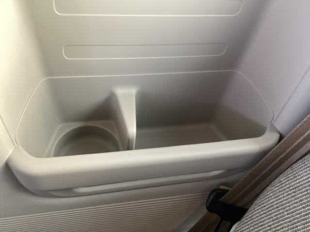 Ｎ－ＢＯＸ ファッションスタイル　ＨｏｎｄａＣＯＮＮＥＣＴｆｏｒＧａｔｈｅｒｓ＋ナビ装着用スペシャルパッケージ　ワンオーナー車　ＵＳＢ接続　フルオートエアコン　Ｂカメラ　ＥＴＣ車載器　ＬＥＤライト　カーテンエアバック　キーフリー（40枚目）