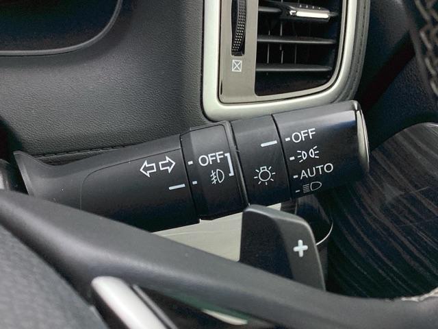 �y�I�[�g���C�g�i�`�t�s�n�j�z�O�̖��邳���V�X�e�������m���āA�����Ńw�b�h���C�g���_�����܂��I�w�b�h���C�g�����Y���h���֗��@�\�ł�