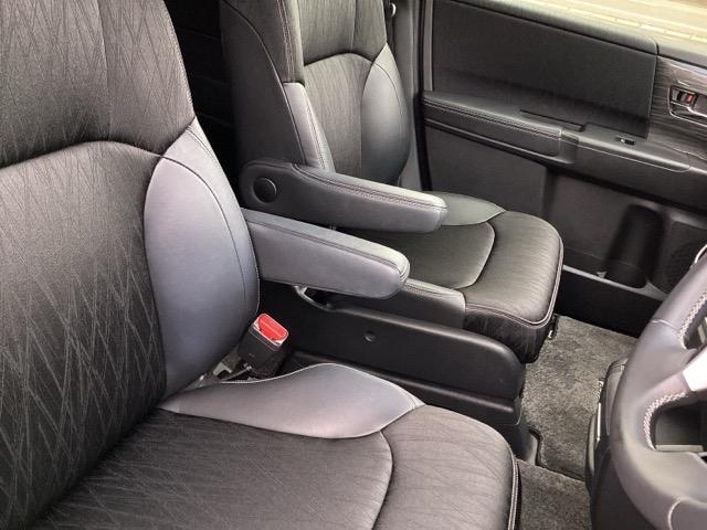 �V�[�g�A�[�����X�g