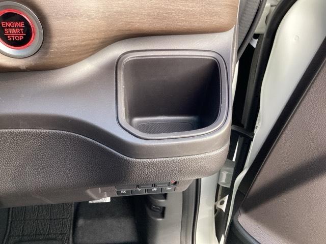 フリード G・ホンダセンシング ETC/純正ナビ/バックモニター/ホンダセンシング W電動ドア キーフリ スマートキーシステム イモビ USBポート カラーバックモニター 横滑防止装置 LEDランプ 整備点検記録簿 エアコン SRS(33枚目)