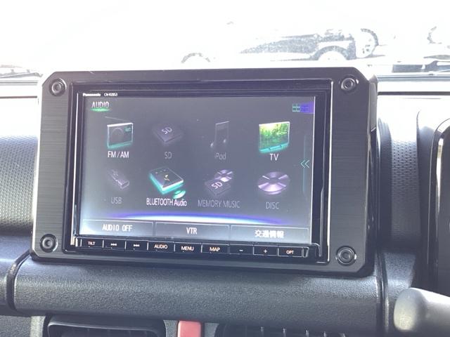ジムニー XL 4WD/5MT/メモリーナビ DVD視聴可 ターボー ナビTV 横滑防止装置 シ-トヒ-タ- パートタイム4WD 助手席エアバッグ SRS フルオートエアコン PS ABS アイストップ スマ-トキ-(11枚目)