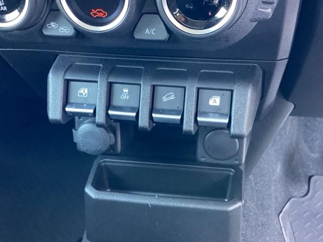 ジムニー XL 4WD/5MT/メモリーナビ DVD視聴可 ターボー ナビTV 横滑防止装置 シ-トヒ-タ- パートタイム4WD 助手席エアバッグ SRS フルオートエアコン PS ABS アイストップ スマ-トキ-(13枚目)