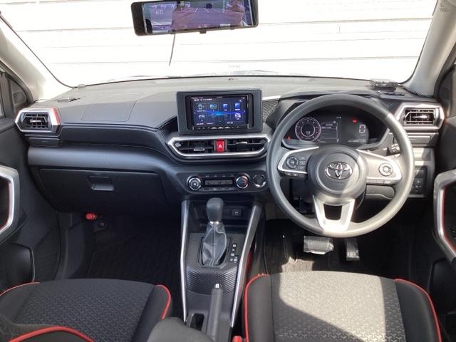 ライズ Ｇ　ＥＴＣ／メモリーナビ　スマキー　Ｉストップ　ＶＳＣ　盗難防止　ナビＴＶ　パワステ　エアバッグ　パワーウィンドウ　ＬＥＤヘッド　オートエアコン　サイドエアバック　ＡＢＳ　リモコンキー　地上デジタル（2枚目）