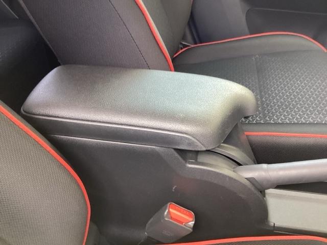 ライズ Ｇ　ＥＴＣ／メモリーナビ　スマキー　Ｉストップ　ＶＳＣ　盗難防止　ナビＴＶ　パワステ　エアバッグ　パワーウィンドウ　ＬＥＤヘッド　オートエアコン　サイドエアバック　ＡＢＳ　リモコンキー　地上デジタル（30枚目）