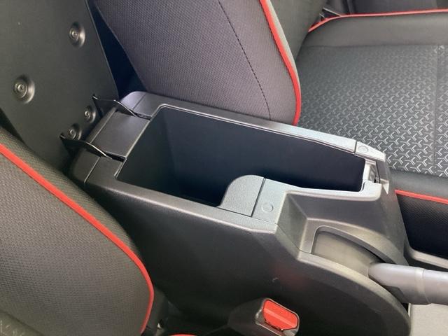 ライズ Ｇ　ＥＴＣ／メモリーナビ　スマキー　Ｉストップ　ＶＳＣ　盗難防止　ナビＴＶ　パワステ　エアバッグ　パワーウィンドウ　ＬＥＤヘッド　オートエアコン　サイドエアバック　ＡＢＳ　リモコンキー　地上デジタル（31枚目）