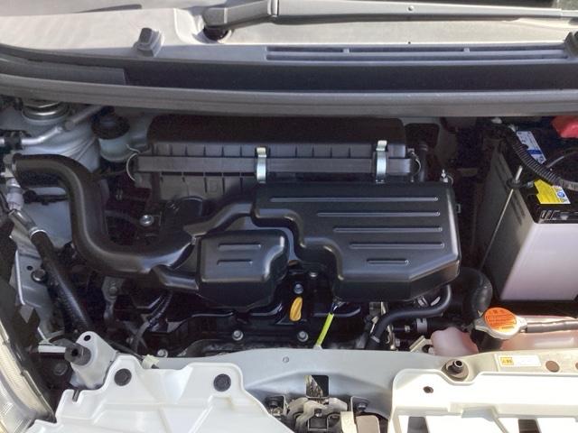 �G���W�����[�������ꂢ�ɃN���[�j���O���Ă��܂��A���ꂢ�ȃG���W�������炱�����J�ȃ����e�i���X���s���͂��܂�