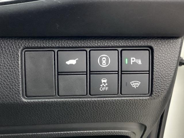 ヴェゼル ｅ：ＨＥＶＺ　ＥＴＣ／純正ナビ／バックモニター／ホンダセンシング　スマートキー＆プッシュスタート　サイドＳＲＳ　イモビ　地デジ　Ｂカメ　キーレスエントリー　Ｃソナー　ＵＳＢポート　ＰＳ　ＬＥＤライト　シートヒータ（33枚目）