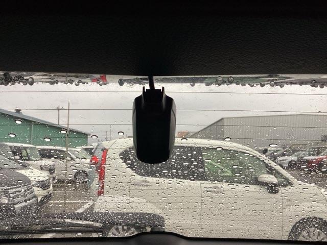 ヴェゼル ｅ：ＨＥＶＺ　ＥＴＣ／純正ナビ／バックモニター／ホンダセンシング　スマートキー＆プッシュスタート　サイドＳＲＳ　イモビ　地デジ　Ｂカメ　キーレスエントリー　Ｃソナー　ＵＳＢポート　ＰＳ　ＬＥＤライト　シートヒータ（39枚目）