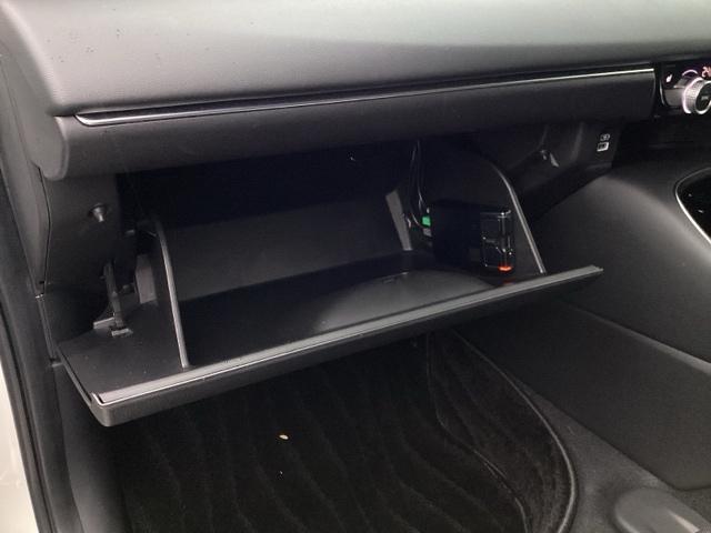 ヴェゼル ｅ：ＨＥＶＺ　ＥＴＣ／純正ナビ／バックモニター／ホンダセンシング　スマートキー＆プッシュスタート　サイドＳＲＳ　イモビ　地デジ　Ｂカメ　キーレスエントリー　Ｃソナー　ＵＳＢポート　ＰＳ　ＬＥＤライト　シートヒータ（45枚目）