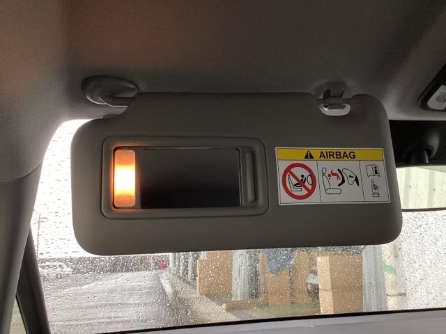 フィット ｅ：ＨＥＶホーム　ＥＴＣ／ディスプレイオーディオ／バックモニター／ホンダセンシング　ワンセグ　前後ソナー　バックビューモニター　Ｗエアバッグ　Ｉ－ＳＴＯＰ　ＬＥＤヘットライト　クルーズコントロール　スマキー　エアバッグ（42枚目）