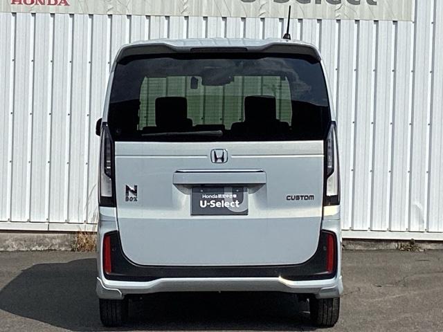 N-BOXカスタム ベースグレード 運転席&助手席シートヒーター/メモリーナビ/LEDヘッドライト 1オーナー USB フルセグテレビ ISTOP LEDライト Bカメラ オートエアコン ベンチS 前席シートヒーター Sキー ETC(9枚目)
