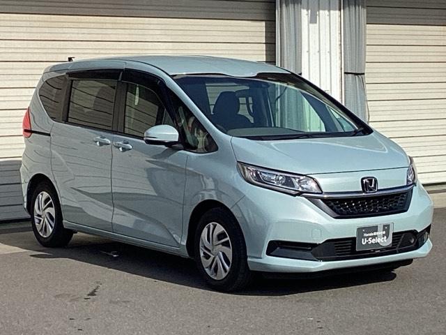 フリード Ｇ　ＬＥＤヘッドライト＋ＬＥＤアクティブコーナリングライト　ＥＣＯＮ　横滑り防止システム　Ｒカメ　パワーウィンド　盗難防止システム　地デジＴＶ　カーテンエアバッグ　キーフリ　パワーステアリング　クルコン（7枚目）