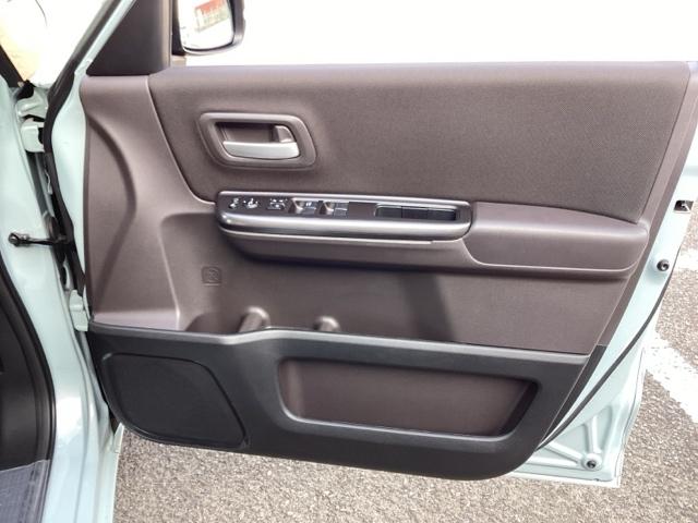 フリード Ｇ　ＬＥＤヘッドライト＋ＬＥＤアクティブコーナリングライト　ＥＣＯＮ　横滑り防止システム　Ｒカメ　パワーウィンド　盗難防止システム　地デジＴＶ　カーテンエアバッグ　キーフリ　パワーステアリング　クルコン（42枚目）